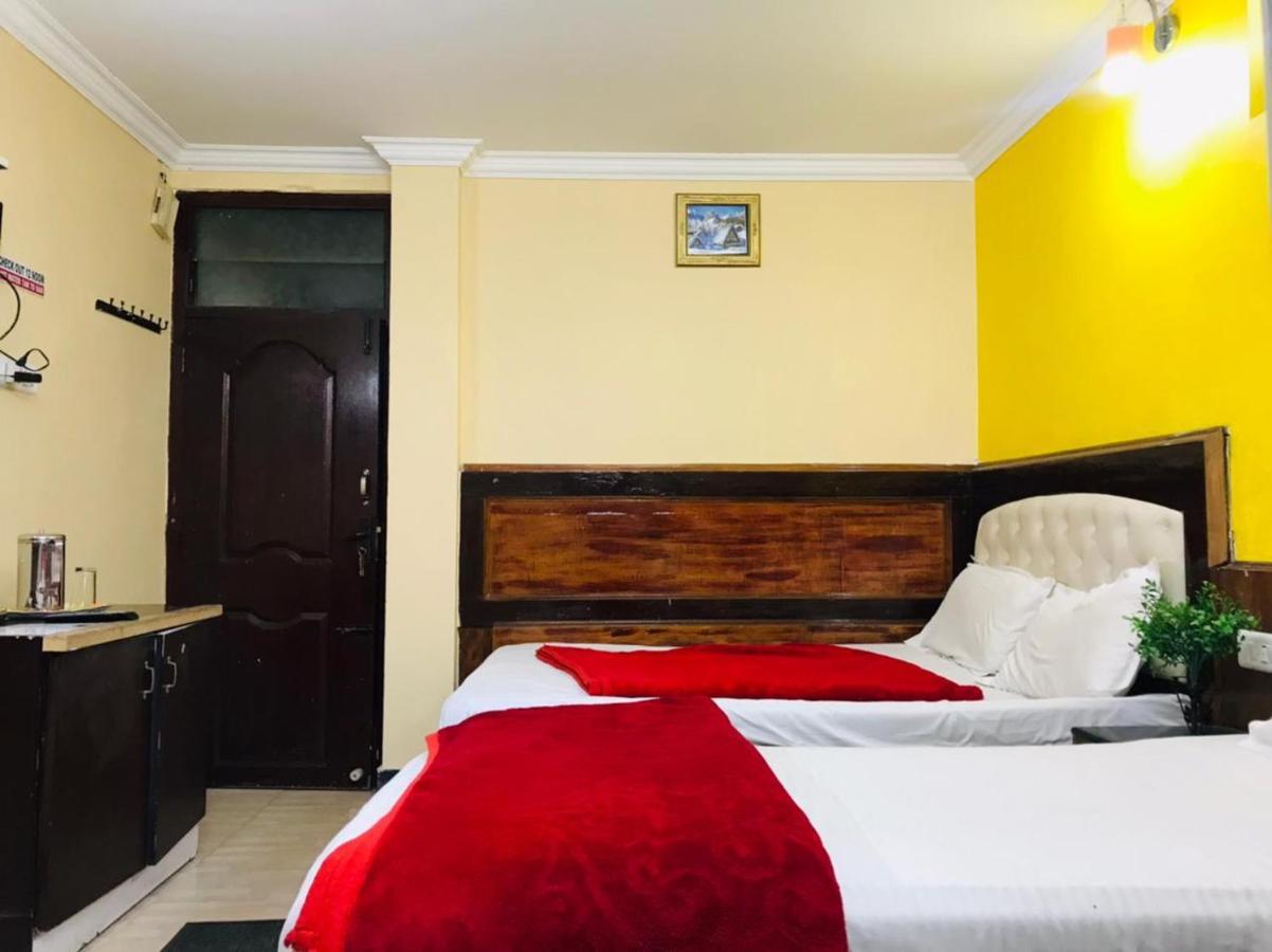 mystique inn Ooty Extérieur photo