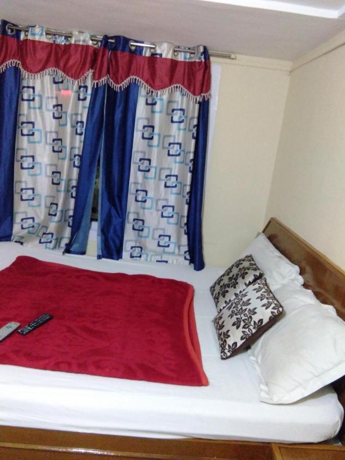 mystique inn Ooty Extérieur photo