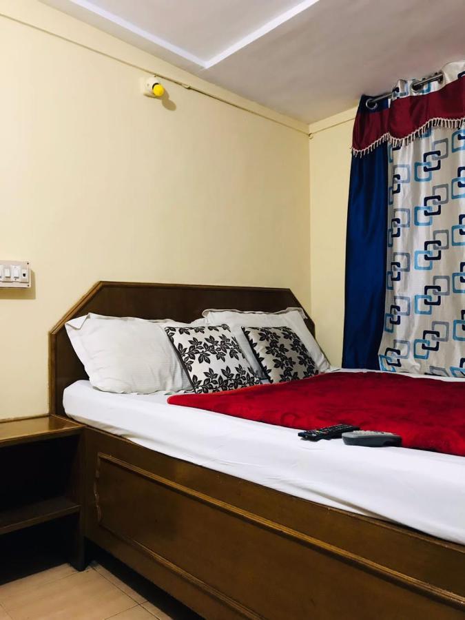mystique inn Ooty Extérieur photo