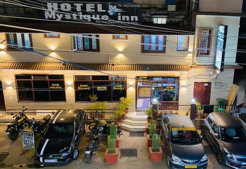 mystique inn Ooty Extérieur photo